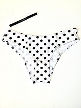 Carregar imagem no visualizador da galeria, Atrevido retrô - Biquíni e cueca